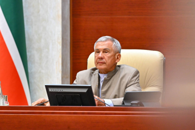 Рустам Минниханов призвал соблюдать жесткую финансовую дисциплину