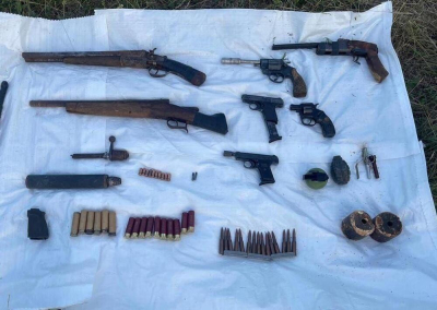 КНБ изъял 45 единиц огнестрельного оружия и 20 килограммов промышленной взрывчатки  