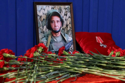 В Актанышском районе открыли мемориальную доску участнику СВО