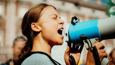 Видео задержания Греты Тунберг на антиизраильском митинге появилось в сети