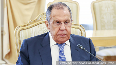 Лондон выделил Киеву кредит на миллиард долларов через Всемирный банк