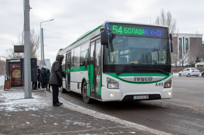 Перегородки между водителем и пассажирами появятся в автобусах Алматы