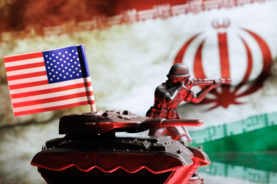 Госдепартамент призвал американцев срочно покинуть регион Ближнего Востока, включая Египет