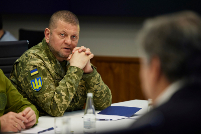 Залужный оценил влияние конфликта на гражданские права украинцев