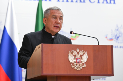 Минниханов: &laquo;Джалиль обогатил татарскую и мировую литературу, воспевая дружбу между народами&raquo;