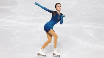 Анна Щербакова выиграла чемпионат мира по фигурному катанию в Стокгольме