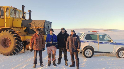 Четыре дня в степи провели рыбаки из Караганды, пока их не спас акмолинский полицейский