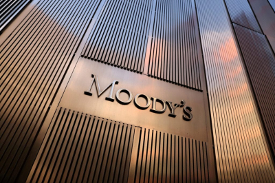 Агентство Moodyʼs понизило прогноз по рейтингу США до «негативного»