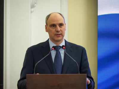 Денис Паслер: на оборудование для свердловских больниц направили 3,9 млрд рублей за полтора года