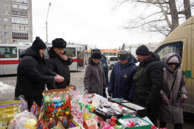 518 человек эвакуировали за день спасатели