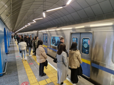 Меры безопасности пассажиров усилили в метро Алматы