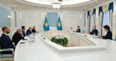 Токаев встретился с представителями мировой нейрохирургии