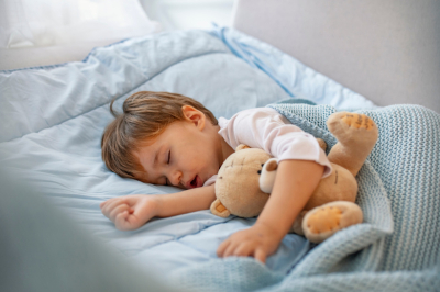 &laquo;Мы в шоке&raquo;: восьмимесячная дочь певицы Светиковой упала с кровати