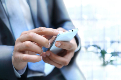 Прекратить верификацию по IMEI-кодам со сбором персональных данных частной компанией потребовал мажилисмен
