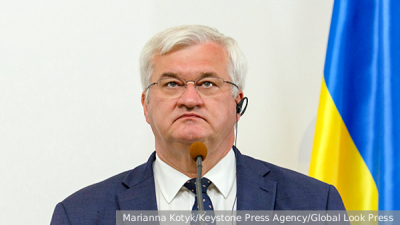 Сейм Латвии запретил транслировать восемь песен композитора Паулса