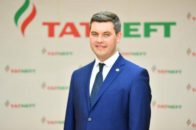 Гарипов: электронная Доска почета сохраняет уважение к труду