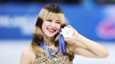 Американская фигуристка Алиса Лю повредила олимпийское золото в Милане