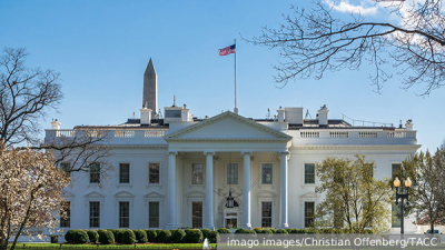 Юрист Курбаков предрек Верке Сердючке тюремный срок в России за экстремизм