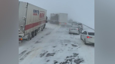 Пробка образовалась на трассе М-4 &laquo;Дон&raquo; после ДТП из-за снегопада