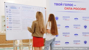 Эксперт: Голосование за рубежом показало сохранившуюся у россиян связь с Родиной
