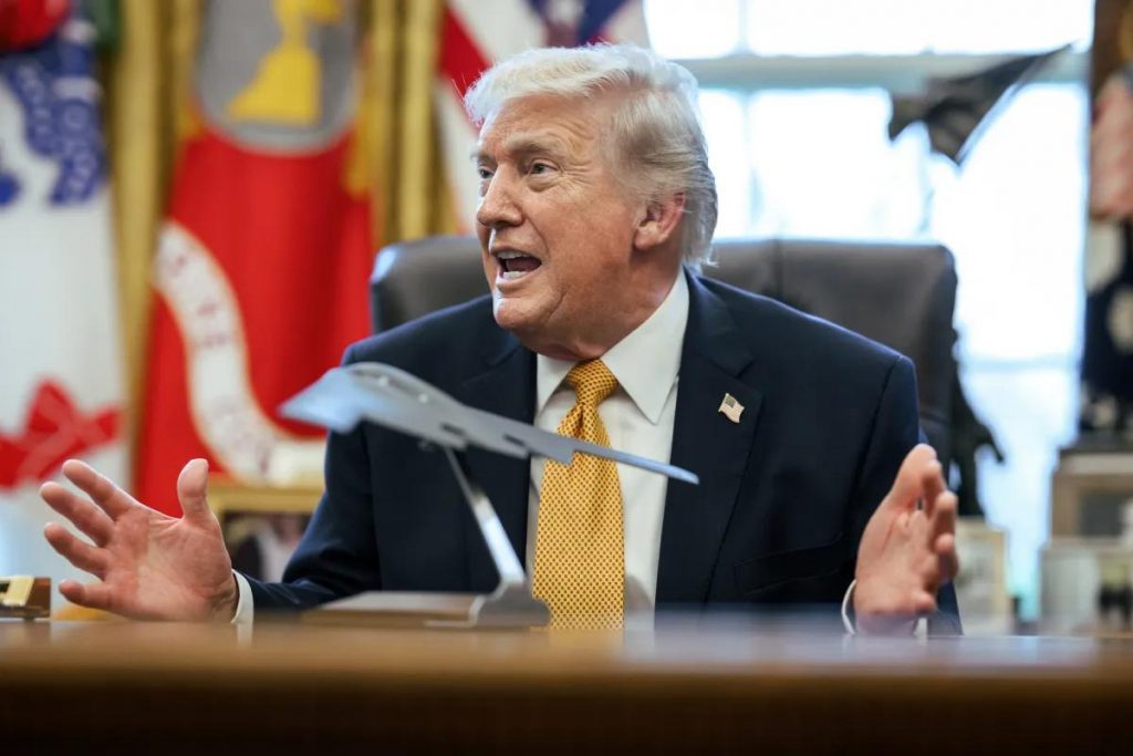 Дональд Трамп выделит 400 миллионов долларов на поддержку Киева