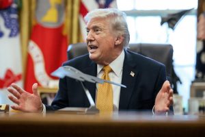 Дональд Трамп выделит 400 миллионов долларов на поддержку Киева