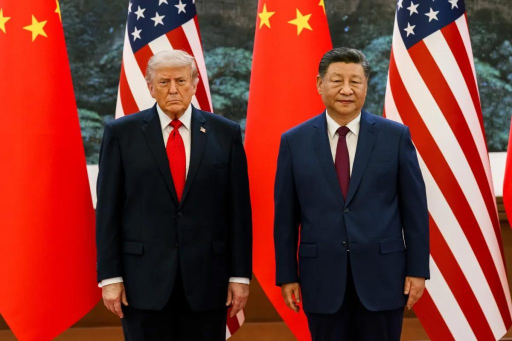 Трамп назвал отрыв США от Китая в гонке искусственного интеллекта: «Третьего нет вообще»