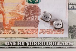 Центробанк поднял официальный курс евро до 96 рублей
