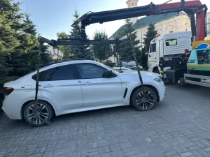 BMW семьи экс-начальника ОП «Зареченский» Казани снова выставили на торги – цену снизили более чем вдвое