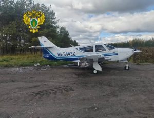 В Ульяновской области легкомоторный самолет вынужденно приземлился на трассу