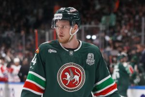 Экс-игрок «Ак Барса» Сафонов набрал очко в дебютном матче АХЛ