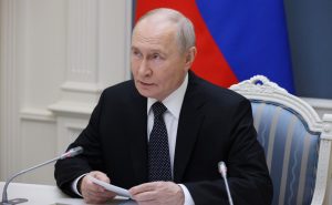 Путин наградил медалью и присвоил звание трем татарстанцам