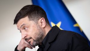 WSJ: Зеленский готов на 100 дней отказаться от ударов по НПЗ в обмен на расширенный доступ к Starlink