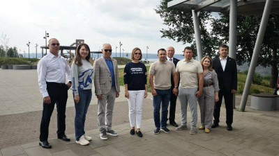 Когогина проверила благоустройство набережной в Челнах