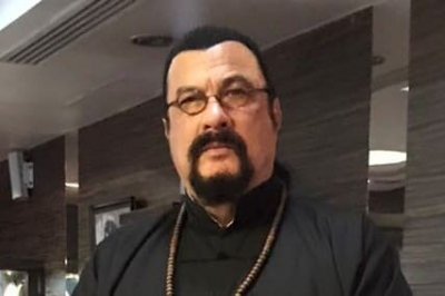 Сигал назвал себя русским на фестивале в Екатеринбурге