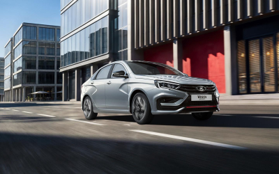 В продажу поступила самая дорогая Lada Vesta. Что предлагают за ₽2,35 млн